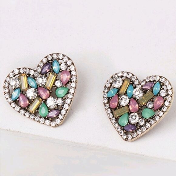 Crystal Diamond Heart Stud Earrings NEW - Picture 5 of 5